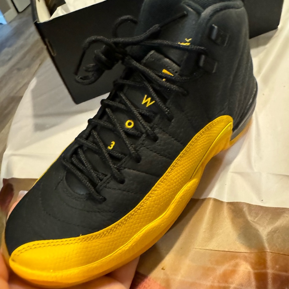 Air Jordan shoes